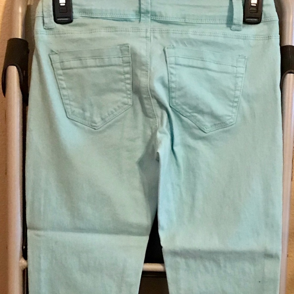 Jean - Picture 2 of 2